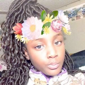 Meet your Posher, Marnique